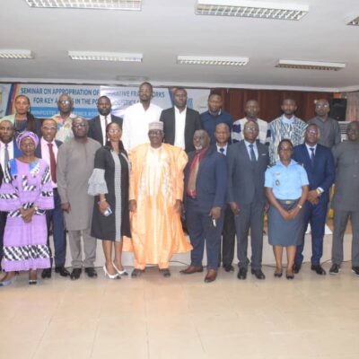 Am?lioration du service postal au Cameroun: experts et tutelle ouvrent la bo?te ? id?es