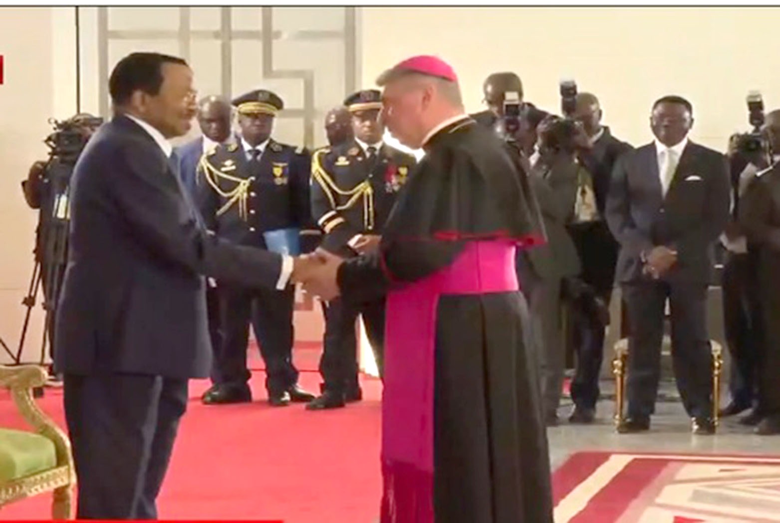 Cameroun-Vatican : le pense-b?teen cours