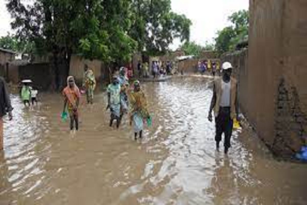 Scrutin pr?sidentiel sous la menace des inondations: Cameroun