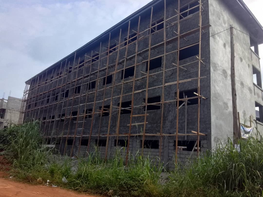Yaoundé : Écoles en guerre, rentrée sous tension